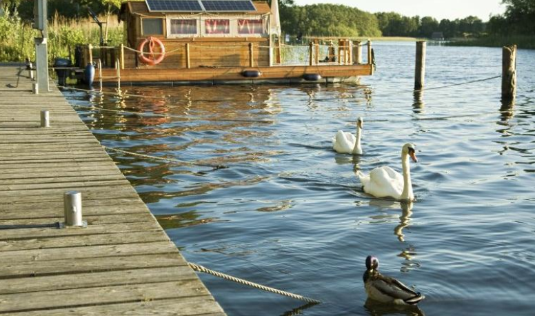 Floating Homes – New Trend?