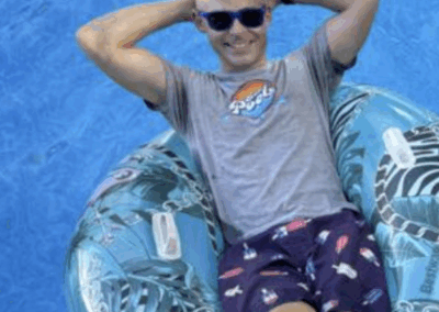 Above-Ground Pool Rental Company Makes a Splash