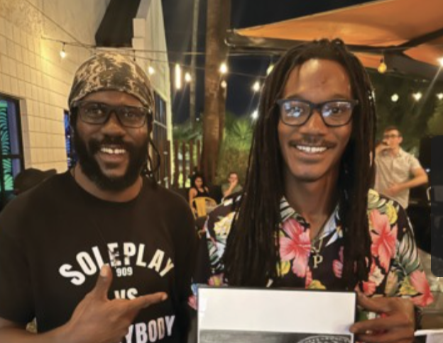 Cousins Form Rescue Service for Digital Devices