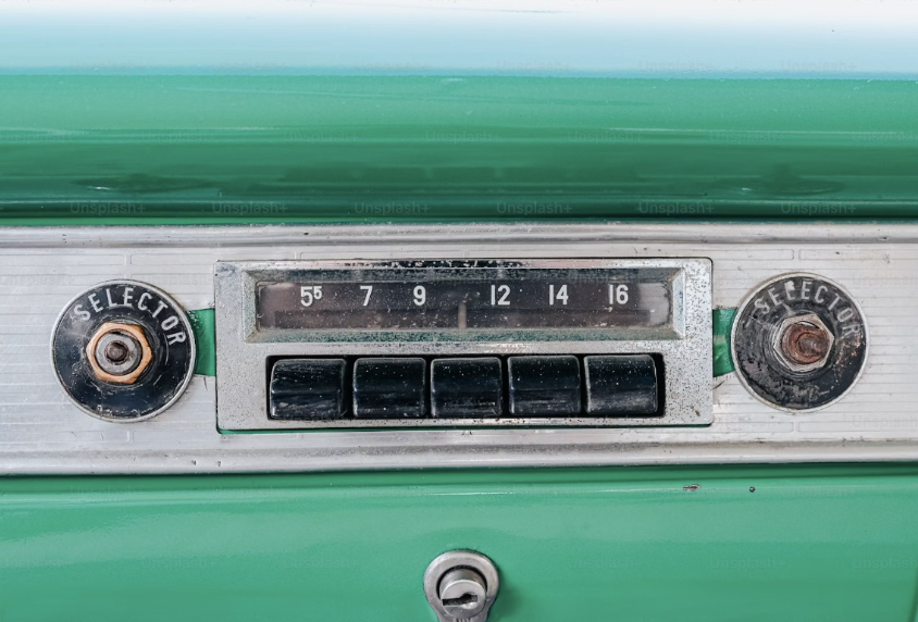 First Car Radio Introduced in 1922